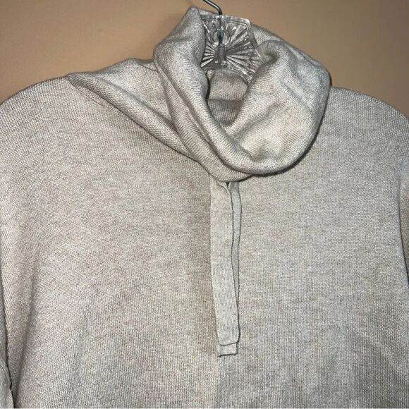 Universal Thread Tan Cowl Neck Pullover Sweater Size Small - Picture 6 of 10